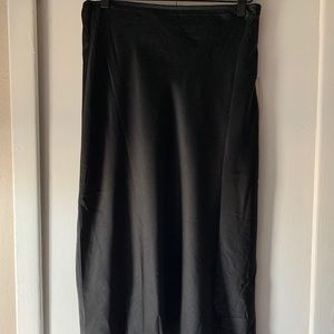 HAVE Knee-length Satin Skirt